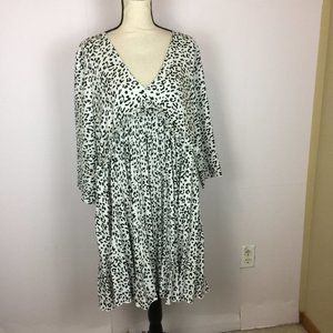 ASOS Shift Dress Sz 14 Womans White Black Animal Print V-Neck Ruffle Long Sleeve